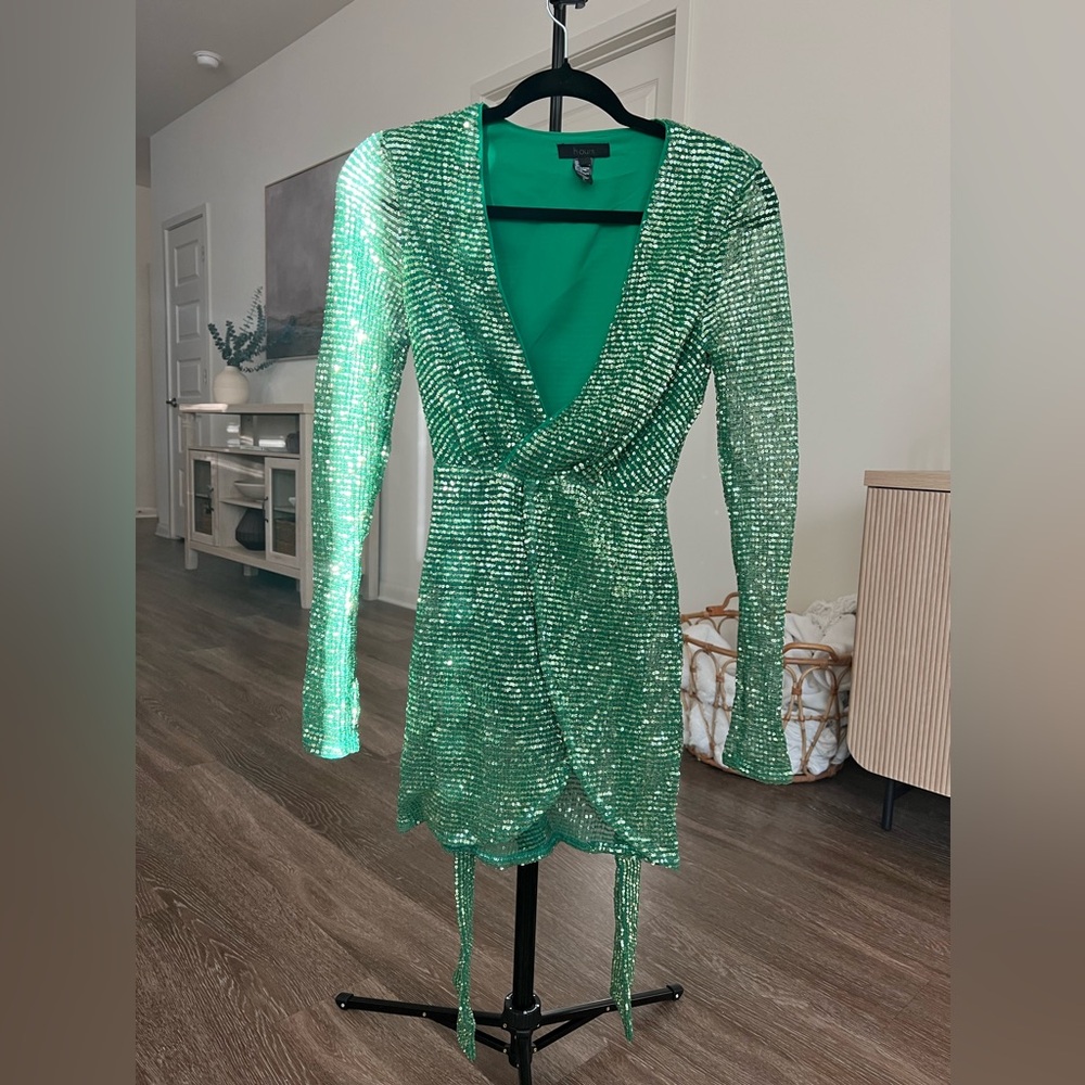 Revolve hours dress size XS green